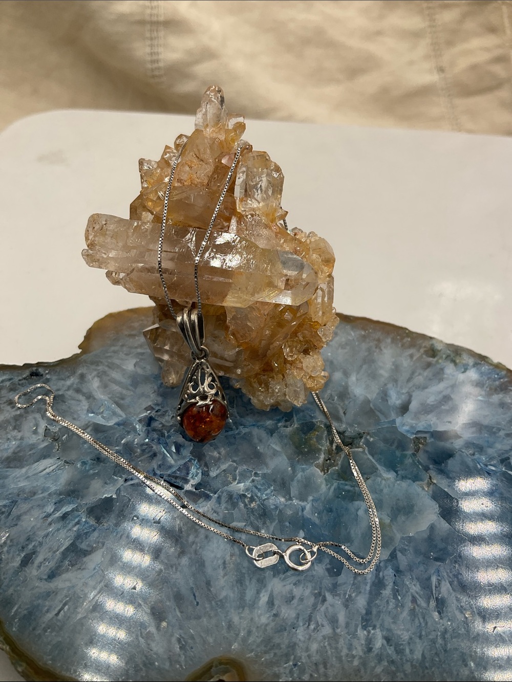 18” Italian Sterling Silver Necklace With Amber Teardrop Pendant - Picture 4 of 9